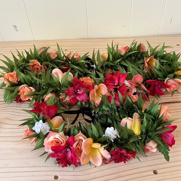 handmade faux floral lei w/ matching head lei - Picture 4 of 8